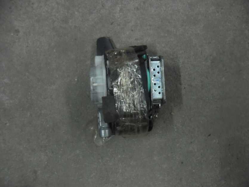 PAS BEZPIECZENSTWA AUDI A5 8T 2011 PRZOD PRZEDNI