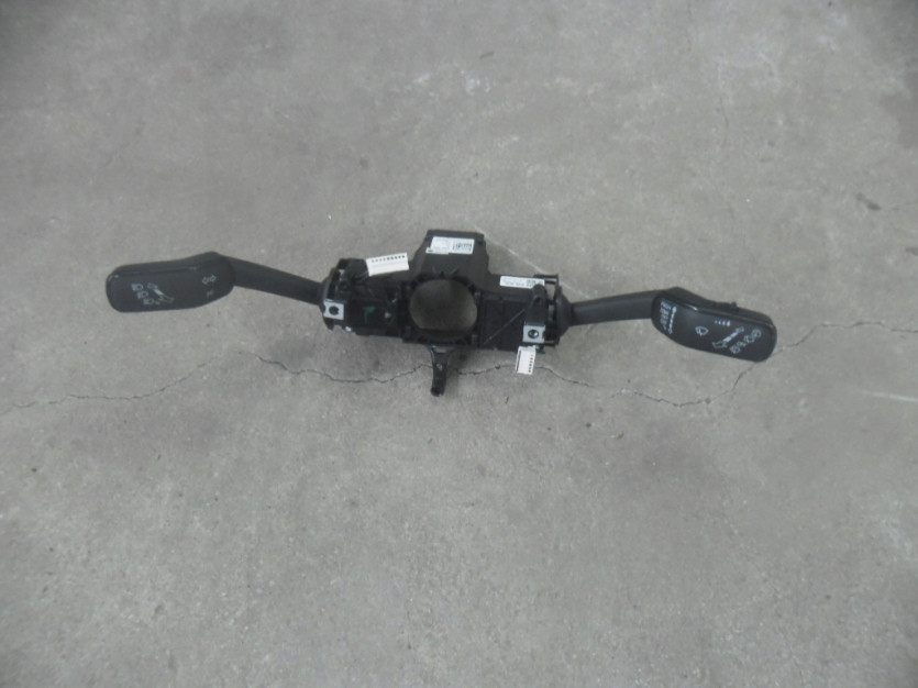VW ATLAS TERAMONT PRZELACZNIK ZESPOLONY 5Q0953521P