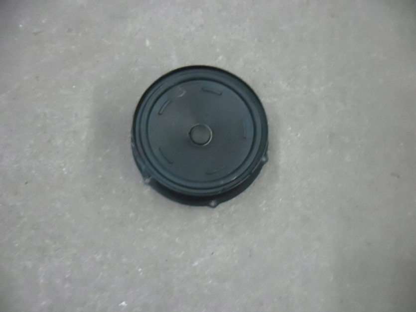 VW ATLAS TERAMONT GLOSNIK DRZWI PRZOD 3CN035454
