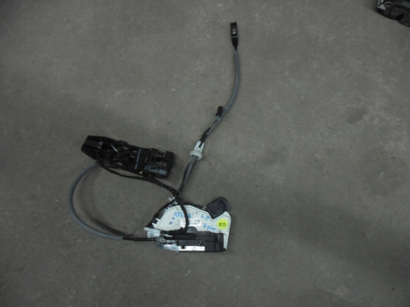 VW ATLAS TERAMONT ZAMEK DRZWI LEWY TYL TYLNY 7 PIN