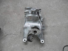 AUDI A4 A5 8W 2.0TDI WSPORNIK SILNIKA 4M0199308AD