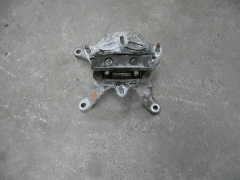 AUDI A4 A5 8W 2.0 TDI PODUSZKA SKRZYNI 8W0399118E