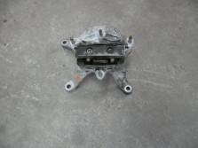 AUDI A4 A5 8W 2.0 TDI PODUSZKA SKRZYNI 8W0399118E