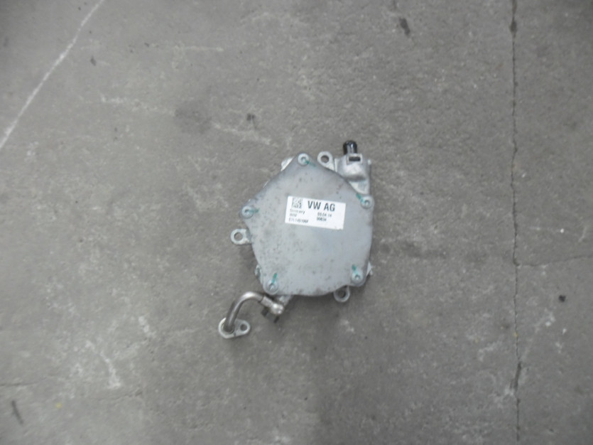 AUDI A8 D4 4H LIFT 4.0 TFSI POMPA VACUM 07L145100F