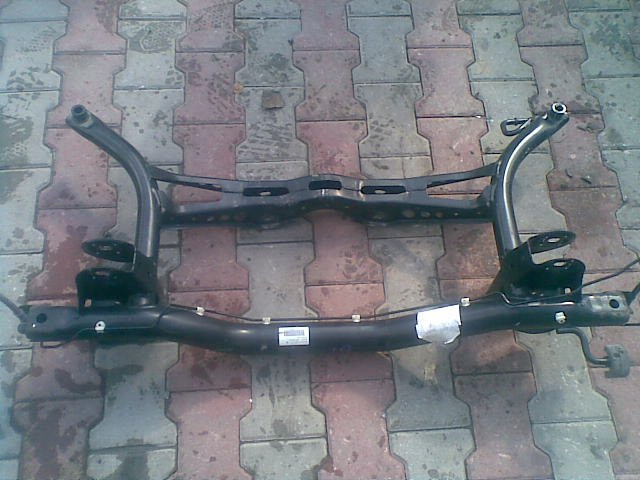 AUDI A3 8P 2011 LIFT KOLYSKA RAMA ZAWIESZENIA TYL