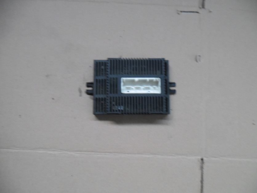 BMW 5 E60 MODUL SWIATEL 9112629