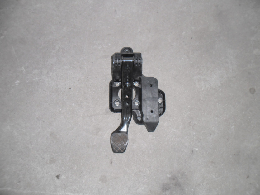 AUDI A1 8X PEDAL HAMULCA 6R1721058