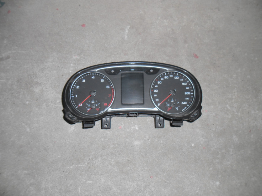 AUDI A1 8X LICZNIK ZEGAR 8X0920930C