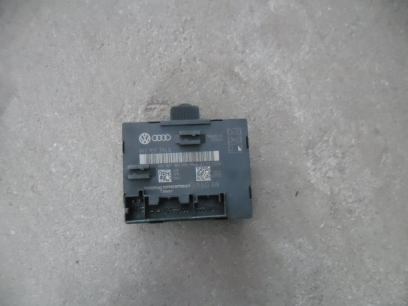 AUDI A4 8K MODUL DRZWI 8K0959794A