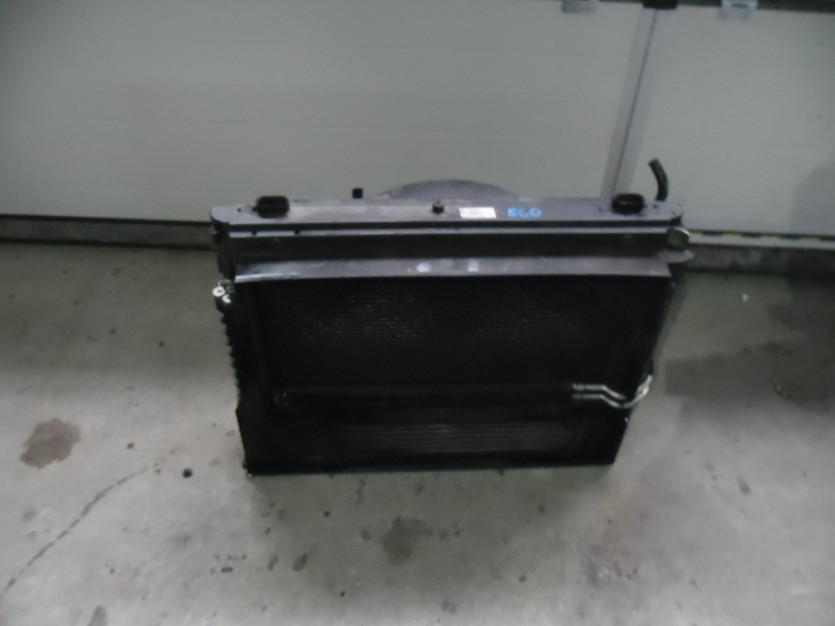 BMW 5 E60 E61 CHLODNCE 3,0 DIESEL AUTOMAT WO KL W