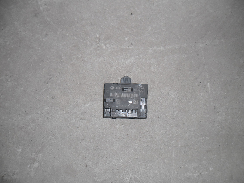 AUDI A1 8X MODUL DRZWI PRAWE 8X0959792B