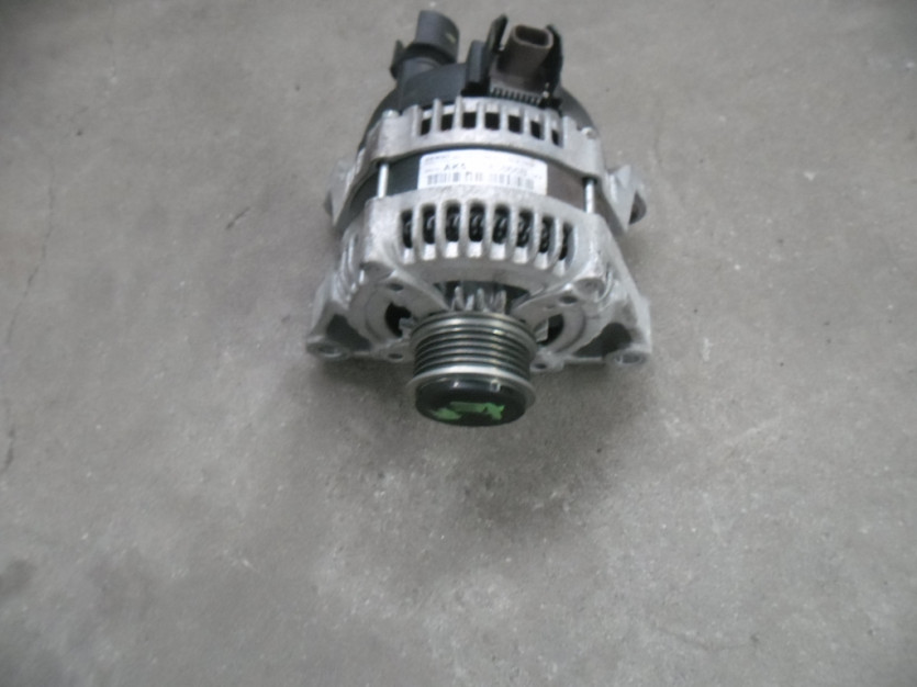 OPEL CORSA D 1.4 XER ALTERNATOR 13585666B
