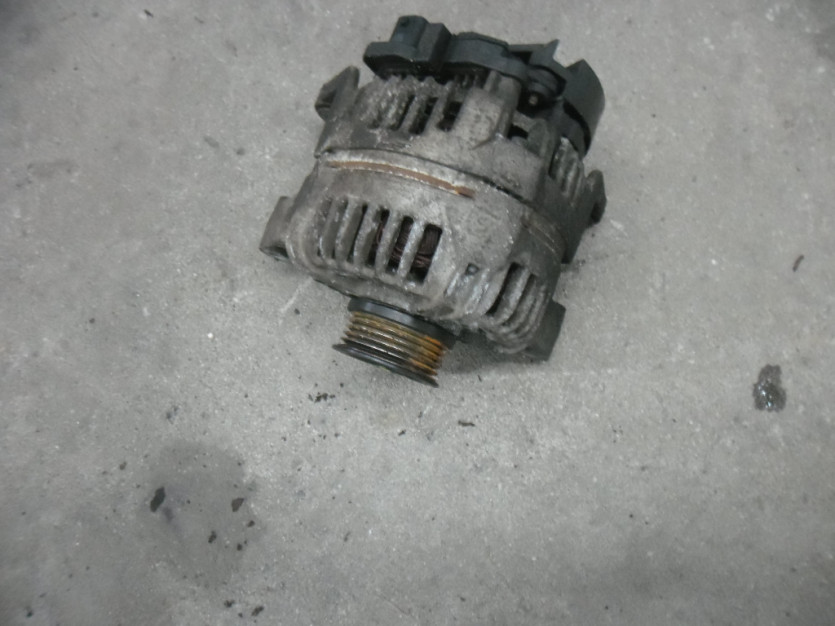 OPEL ASTRA H 1.4 16V ALTERNATOR BOSCH MERIVA