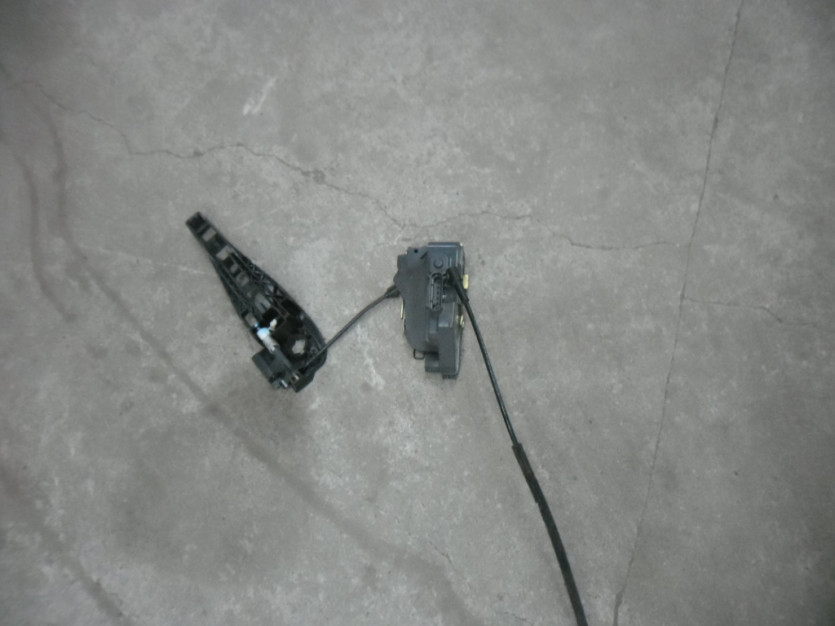 CITROEN C3 2006 ZAMEK DRZWI PRAWY PRZOD
