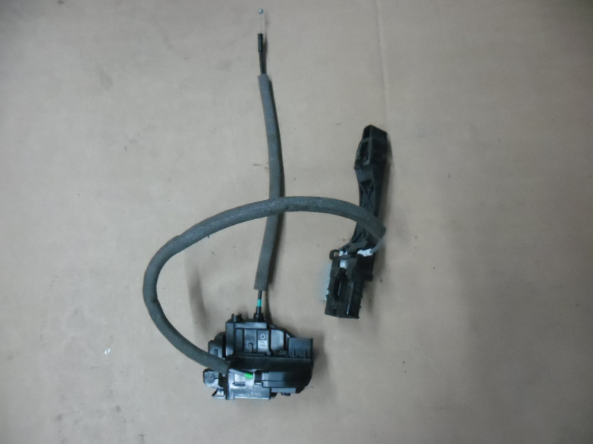 NISSAN QASHQAI ZAMEK DRZWI PRAWY TYL P32L RLS