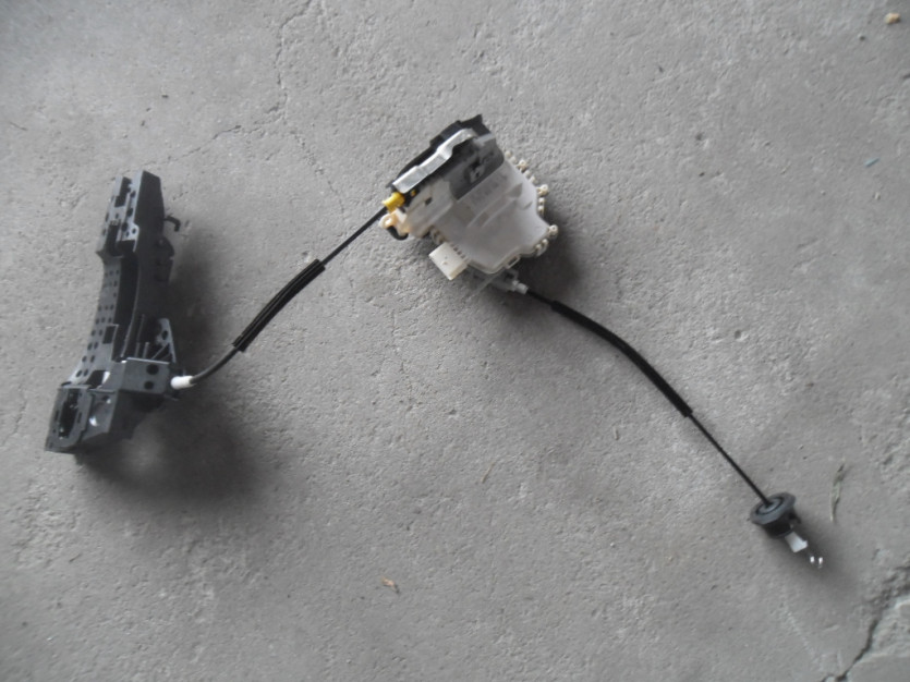 AUDI A4 8K B8 LIFT ZAMEK DRZWI TYL 8K0839016C