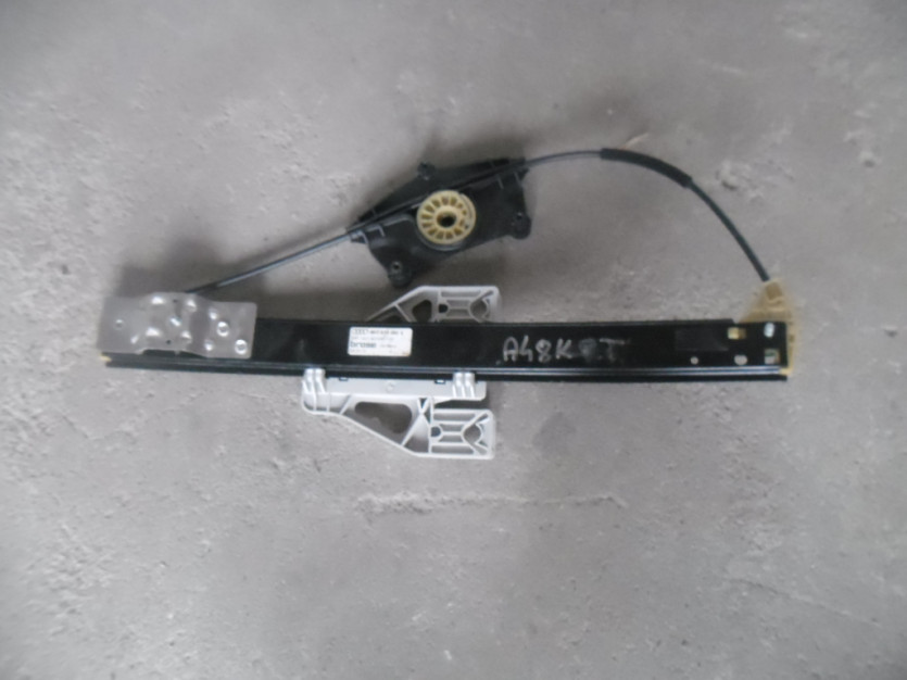 AUDI A4 8K B8 LIFT PODNISNIK SZYBY PRAWY TYL
