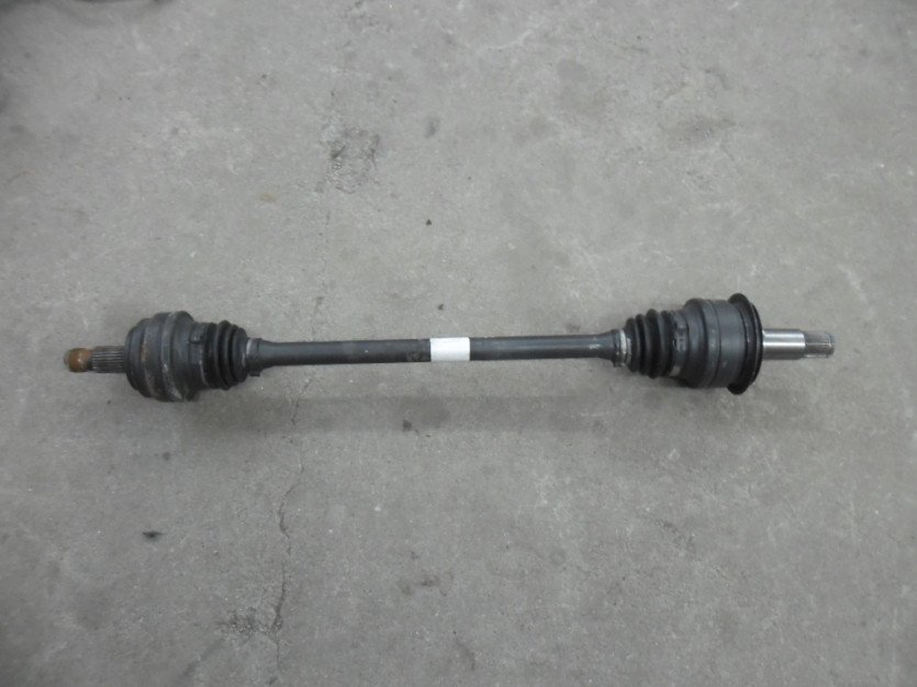 MERCEDES C KLASA W 205 POLOS TYL TYLNA