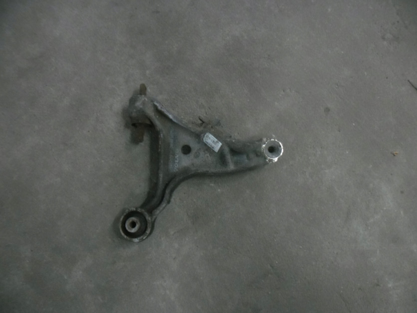 VOLVO S60 2006r. WAHACZ PRAWY 9492120