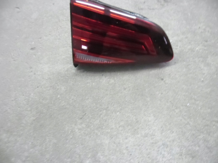 VW GOLF VII 7 5G GTI LIFT LAMPA LEWA TYL TYLNA USA
