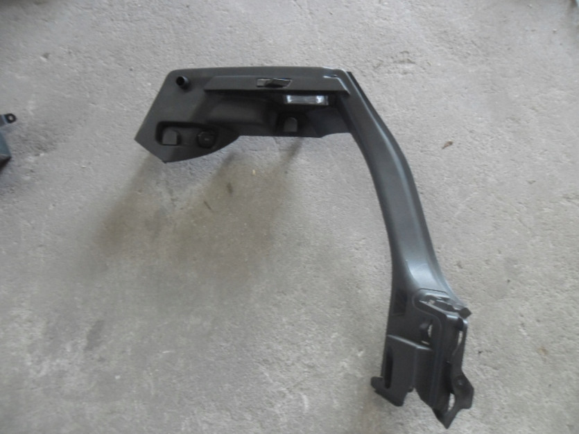 VW GOLF VII 7 5G GTE LIFT PODSTAWA POLKI TYL PRAWA
