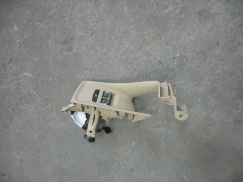 AUDI A8 4H D4 LIFT PRZELACZNIK SZYB ROLETY TYL P