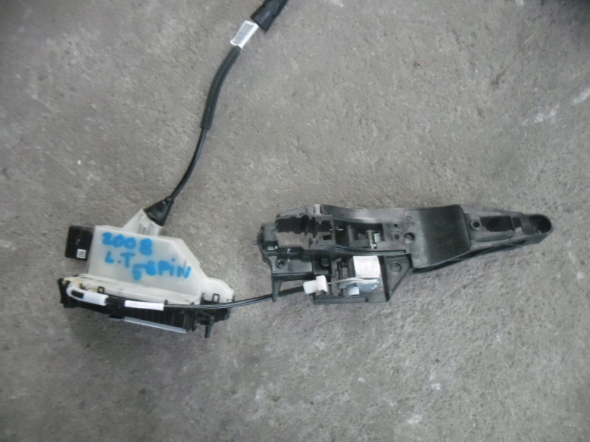 PEUGEOT 2008 2016r ZAMEK DRZWI LEWY TYL 5 PIN