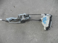 PEUGEOT 2008 2016r ZAMEK DRZWI PRAWY PRZOD 5 PIN