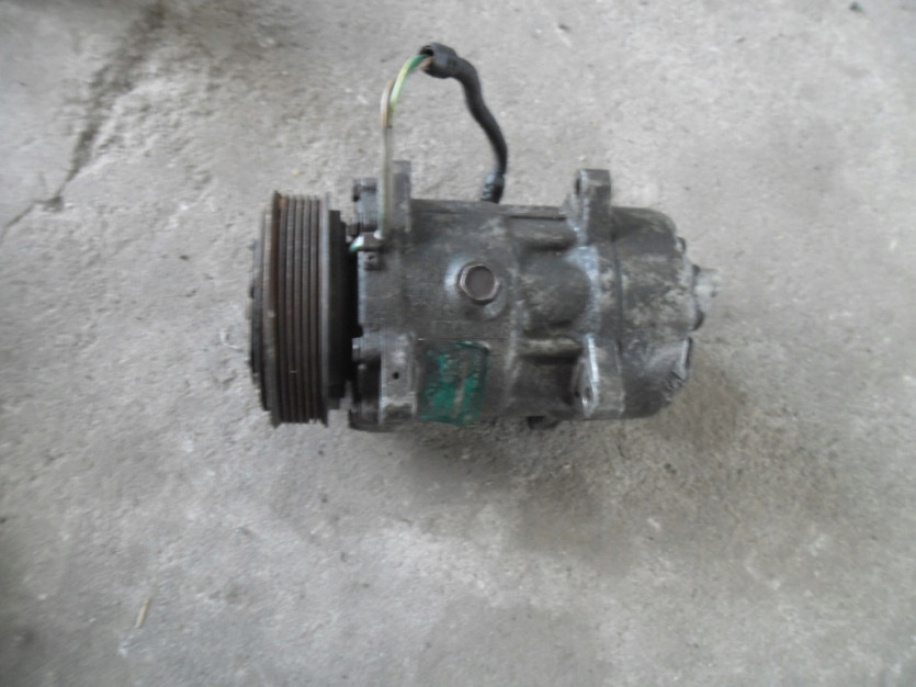 KOMPRESOR KLIMATYZAC CITROEN XSARA 1106F / 7408660