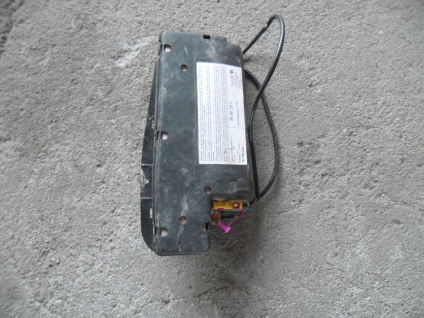 PODUSZKA FOTELA AIR BAG VW PASSAT B5 3B0880239K
