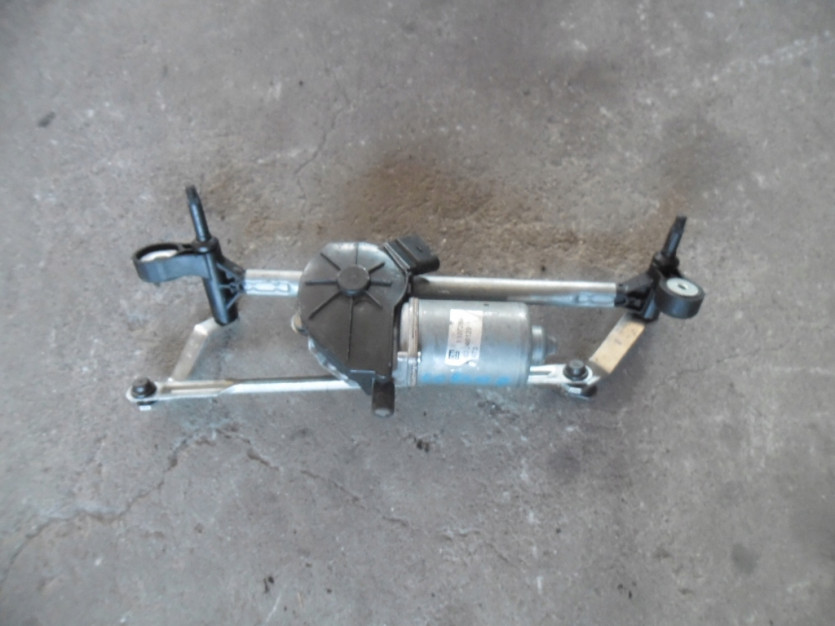 MECHANIZM WYCIERACZEK OPEL CORSA D 13372899