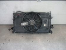 VOLVO V50 2005 CHLODNICA WENTYLATOR 2.0 D S40 C30