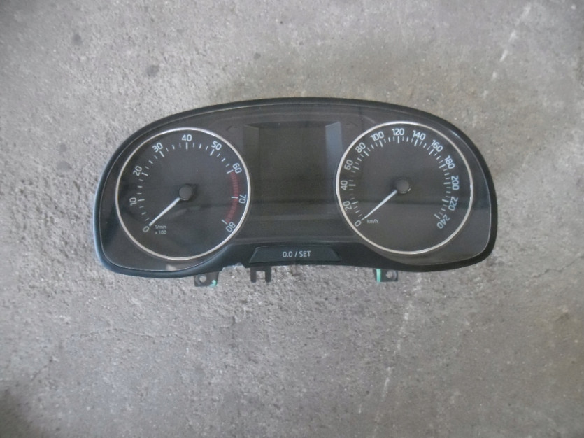 SKODA FABIA 3 III 6V LICZNIK ZEGARY MPI 6V0920738B