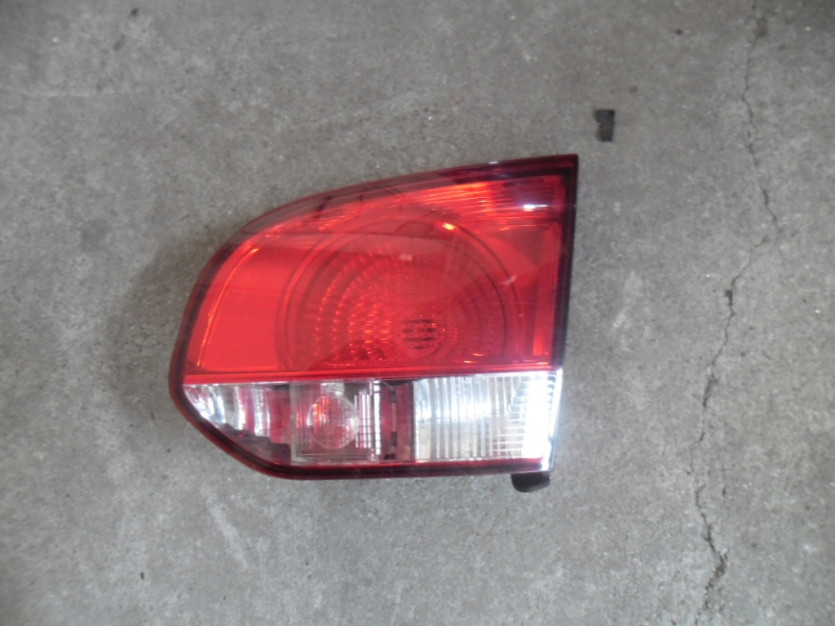 VW GOLF VI 6 5K LAMPA PRAWA TYLNA KLAPY 5K0945094H