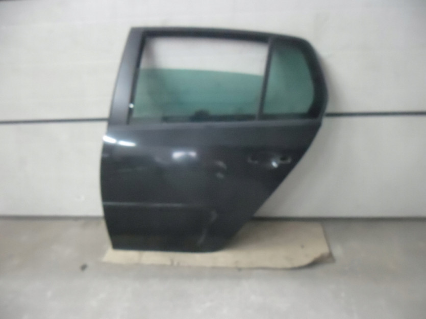 VW GOLF V 5 DRZWI LEWE TYL TYLNE