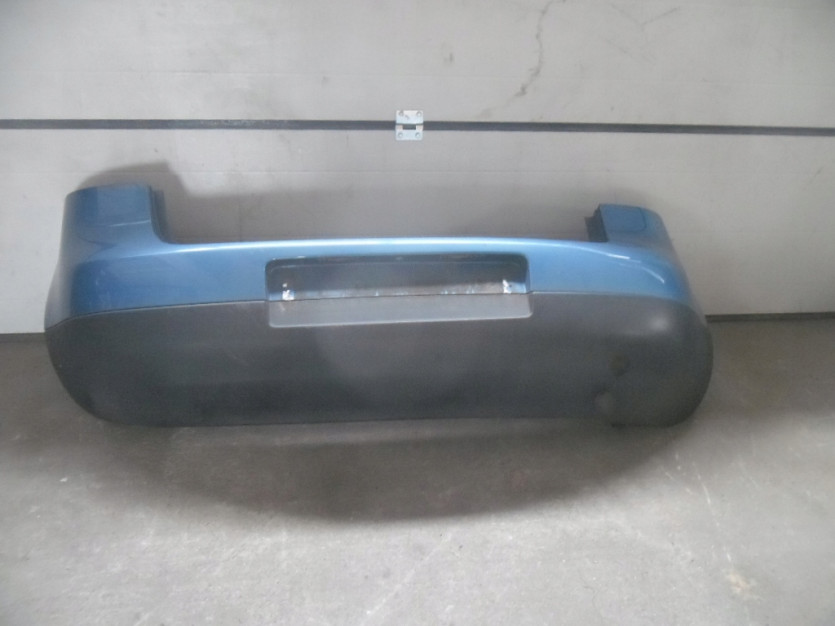 VW GOLF V 5 ZDERZAK TYL TYLNY