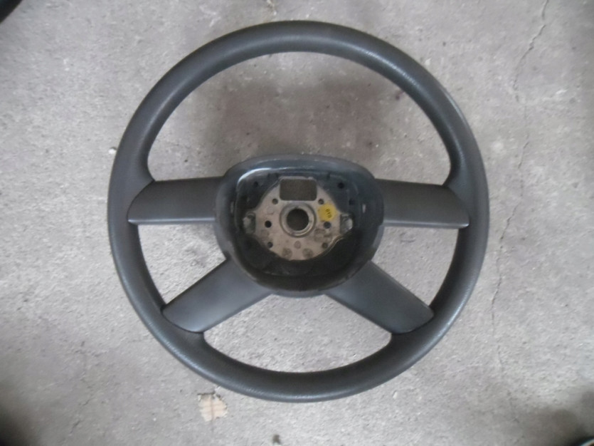 VW GOLF V 5 KIEROWNICA