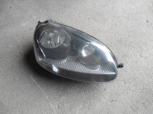 VW GOLF V 5 LAMPA PRAWA PRZOD PRZEDNIA UK ANGLIK