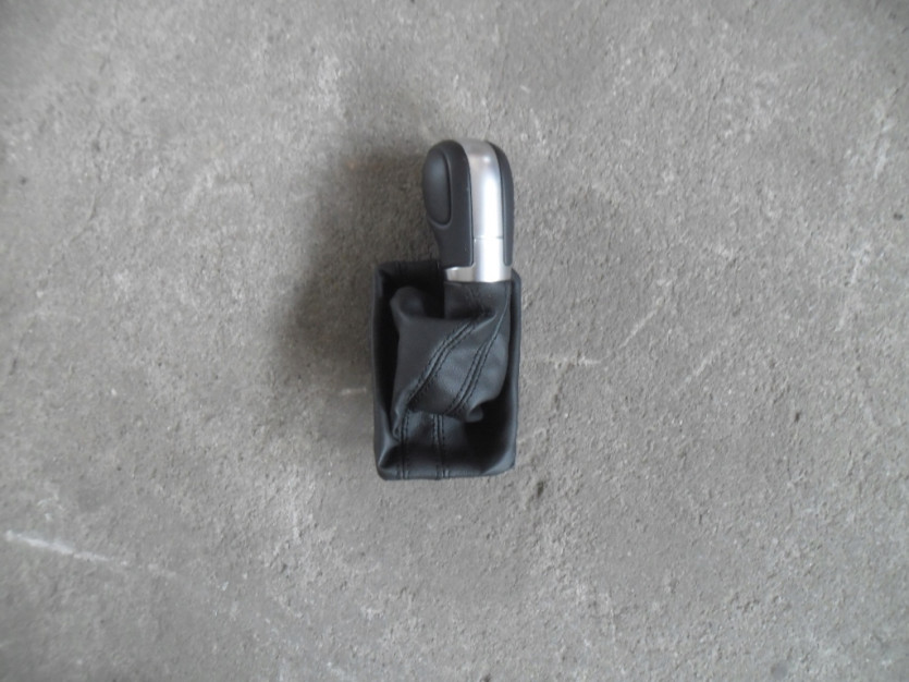 VW T-ROC TROC LEWAREK ZMIANY BIEGOW DSG 2GA713123A