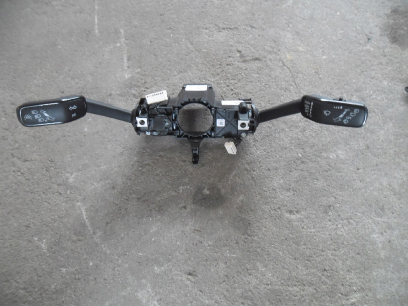 VW T-ROC TROC PRZELACZNIK ZEPOLONY 5Q0953521FG