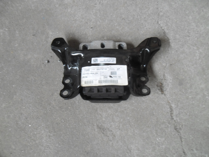 VW T-ROC TROC PODUSZKA SKRZYNI BIEGOW 5Q0199555AB