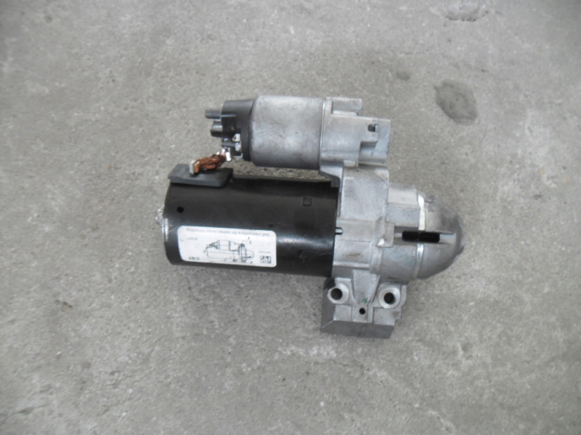 ROZRUSZNIK BMW F20 F30 2.0 D 1241 8574102 02