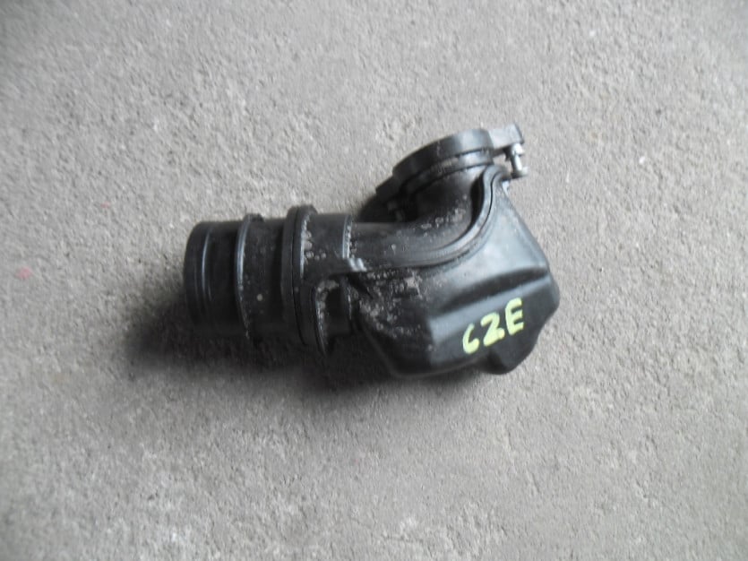 AUDI A1 GOLF 1.4TSI TFSI RURA POWIETRZA 04E129656C