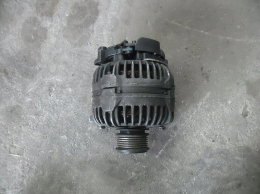 ALTERNATOR VW AUDI A3 2.0 TDI GOLF 06F903023F