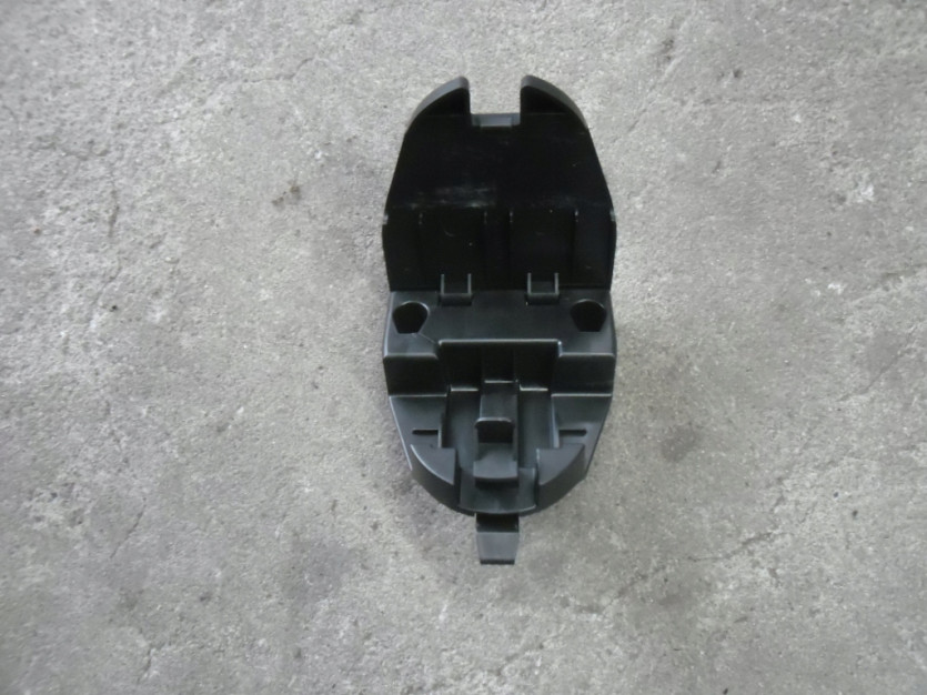 AUDI A6 4G C7 UCHWYT TROJKATA 8T0860285