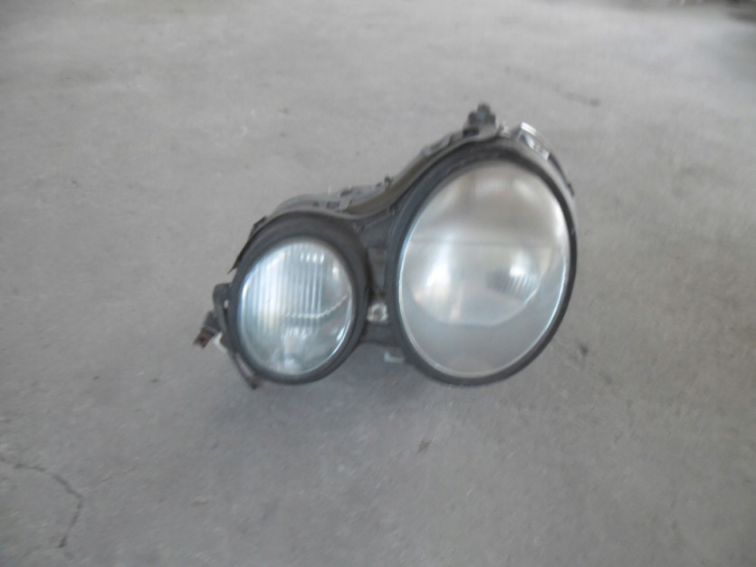 MERCEDES W210 E KLASA LAMPA PRZOD LEWA PRZEDNIA