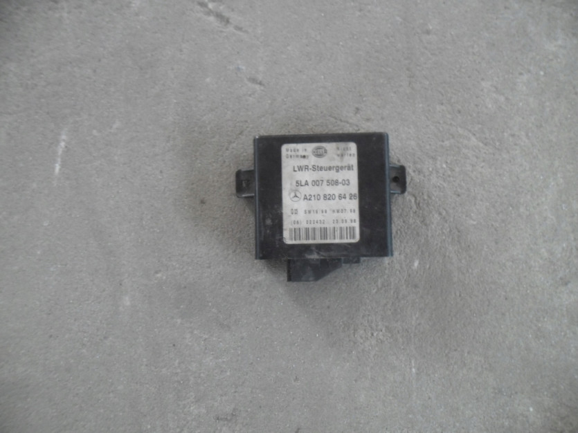 MERCEDES E KLASA W210 MODUL SWIATEL A2108206426