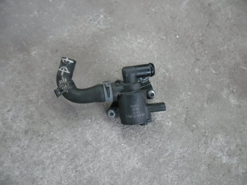 VW GOLF VII AUDI TT 2.0 CHH ZAWOR WODY 5Q0122096K