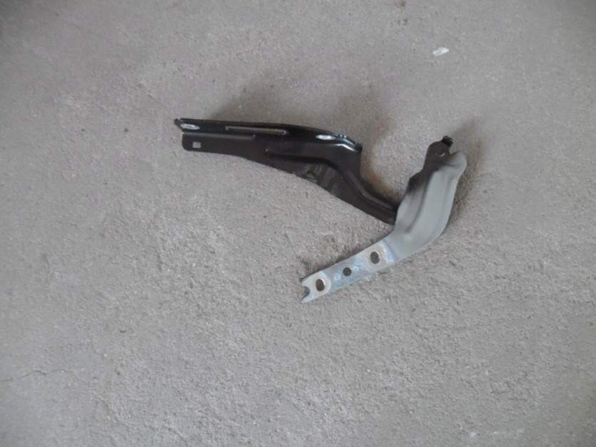 SEAT IBIZA 5 V 6F ZAWIAS MASKI PRAWY 6F0823302A