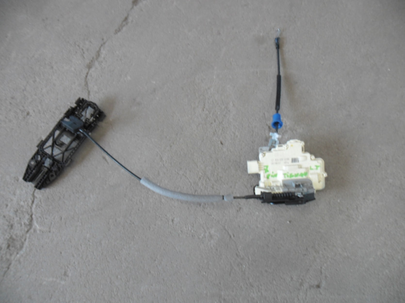 VW TIGUAN 5N0 2.0 ZAMEK DRZWI L.T 7 PIN 3C4839015A